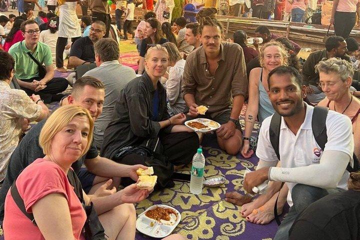 Mumbai Street Food Tour with Evening Market Walk