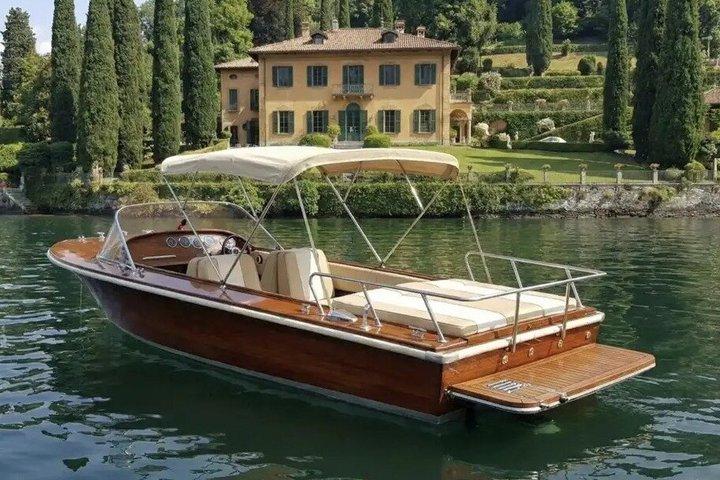 Lake Como Wooden Boat Tour with Skipper