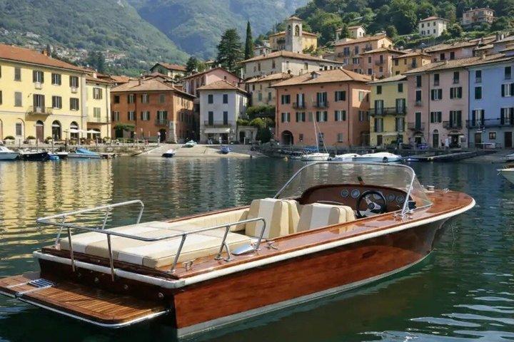 Lake Como Wooden Boat Tour with Skipper