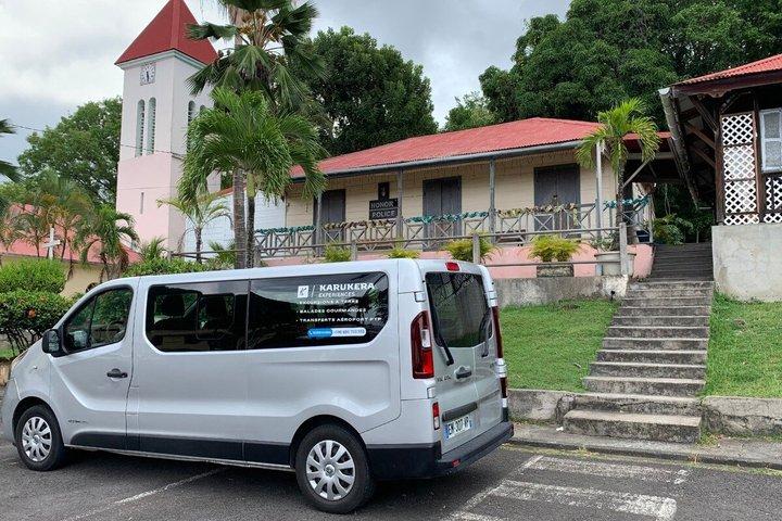 Death in Paradise, Catherine’s Bar Cuisine & Botanical Garden