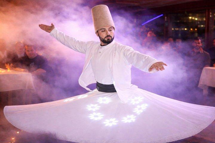 Istanbul Night Life : Bosphorus Dinner Cruise - Unlimited Drinks