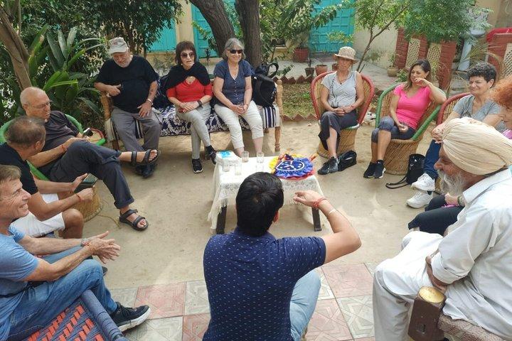 Amritsar Village Tour with Farm Traditional Attire and Local Meal