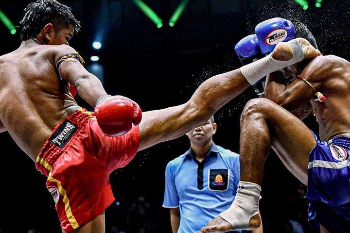 Bangkok Muay Thai Fight Tickets at Rajadamnern Stadium