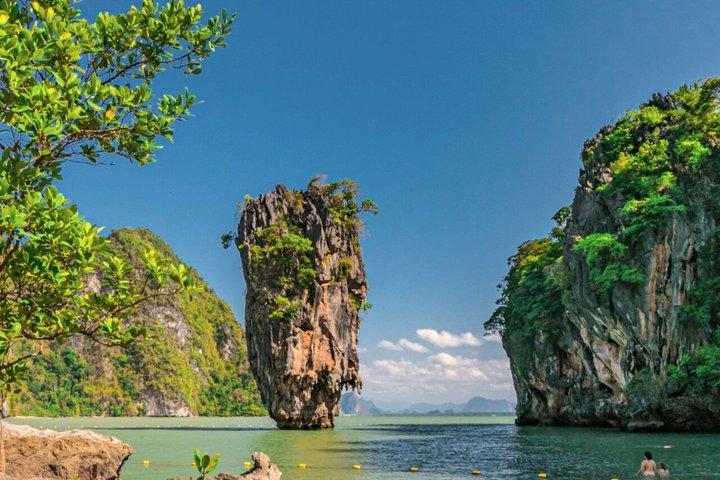 Phuket: James Bond Island Speedboat Tour with Canoeing