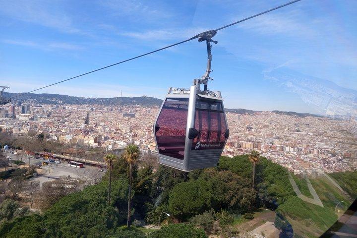 Barcelona: Private Tour of Montjuïc with Cable Car Ride