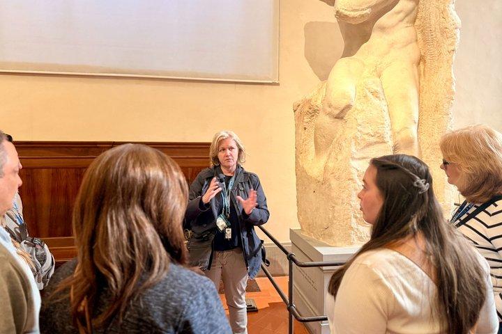 Uffizi & Accademia Timed Entry: Small Group Duomo Walking Tour