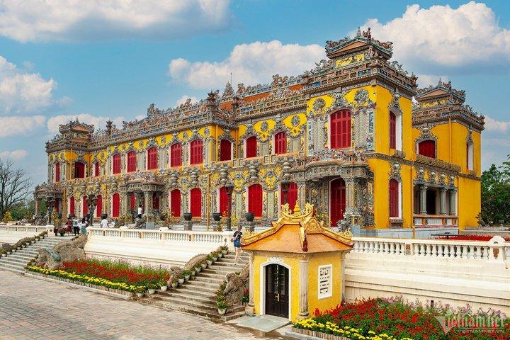 Discover Hue Imperial Citadel and Forbidden City on a Guided Walk