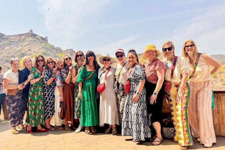 Jaipur Private All-Inclusive City Tour: Amber Fort, Hawa Mahal.