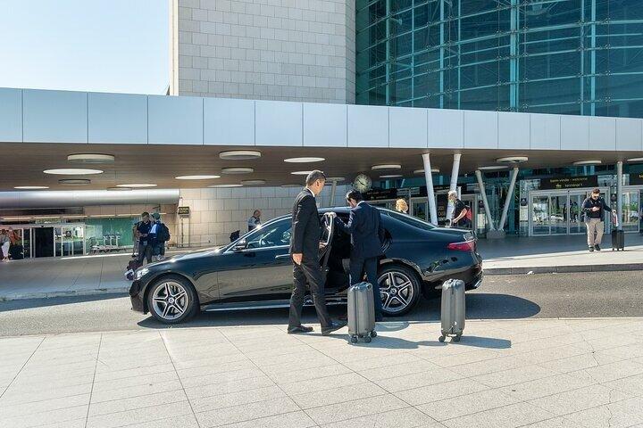 Lisbon Airport Private Transfer Round Trip