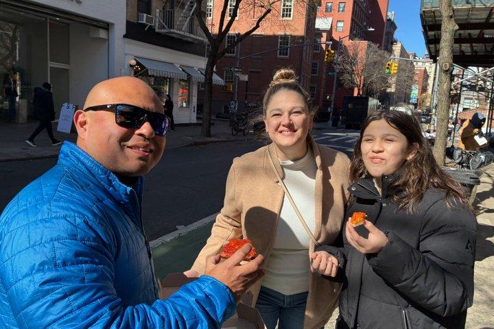 Best of NYC Food Tour with Chinatown, Little Italy and LES