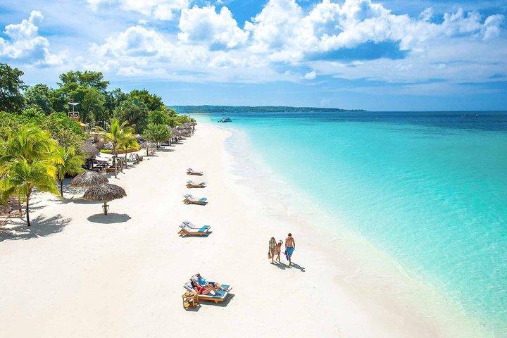 Private Negril Seven Mile Beach and Ricks Cafe Day Trip Jamaica