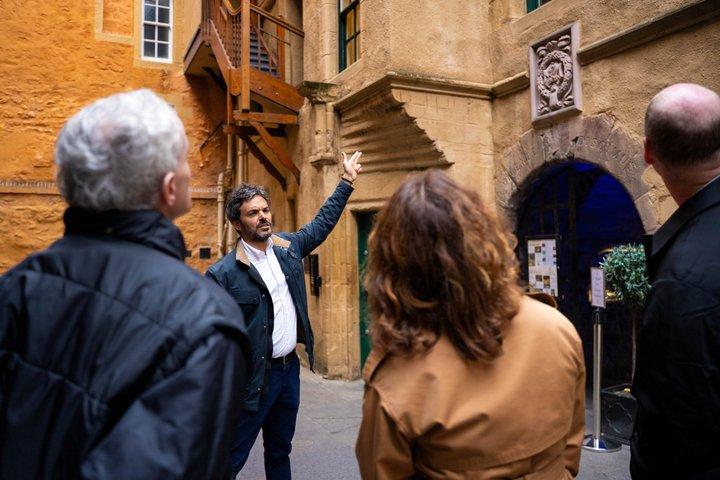 Edinburgh Castle Tour and Royal Mile in Spanish