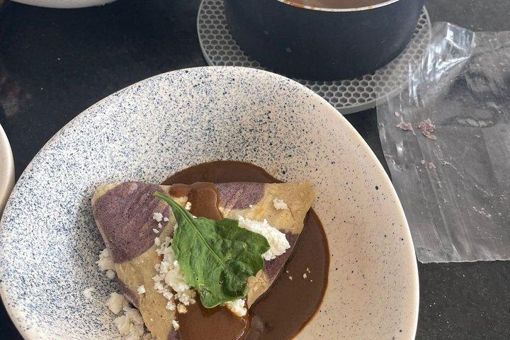 Del Comal a Tu Alma: Cocina Tapatía Real