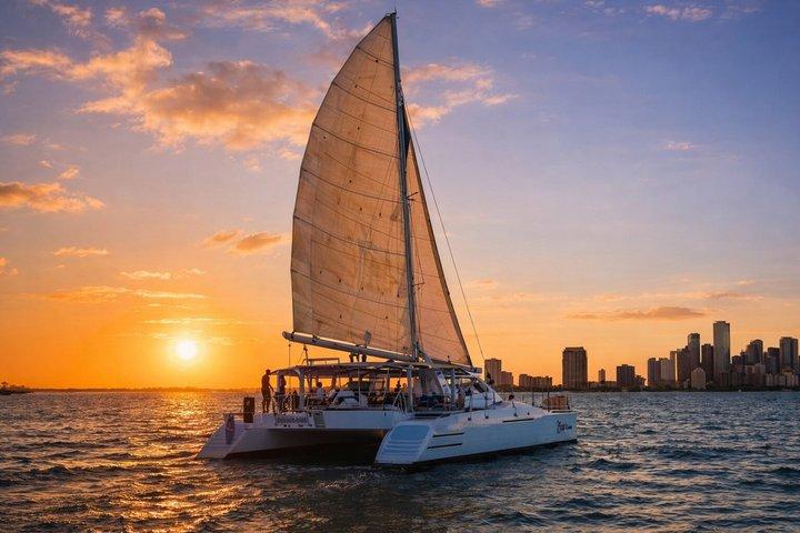 Sunset Catamaran Cruise in Miami with Open Bar, Bites & Live DJ