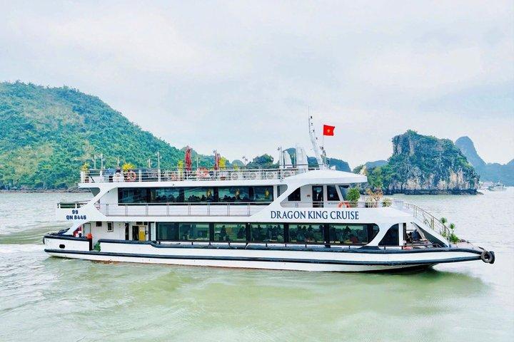 Ha Long Deluxe Cruise Day Tour: Transfer, Kayak, Cave & Lunch