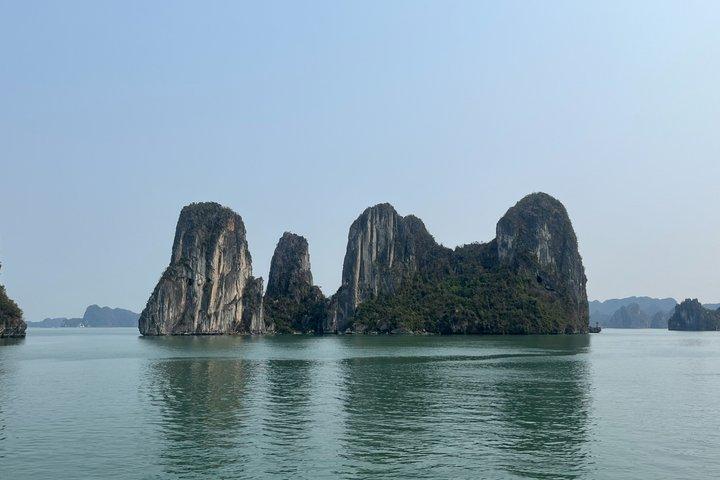 Ha Long Bay & Bat Trang Village Private Full-Day Tour