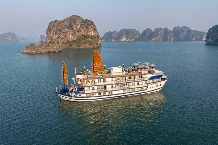 3 Day Signature Halong Luxury Cruise Bai Tu Long from Hanoi