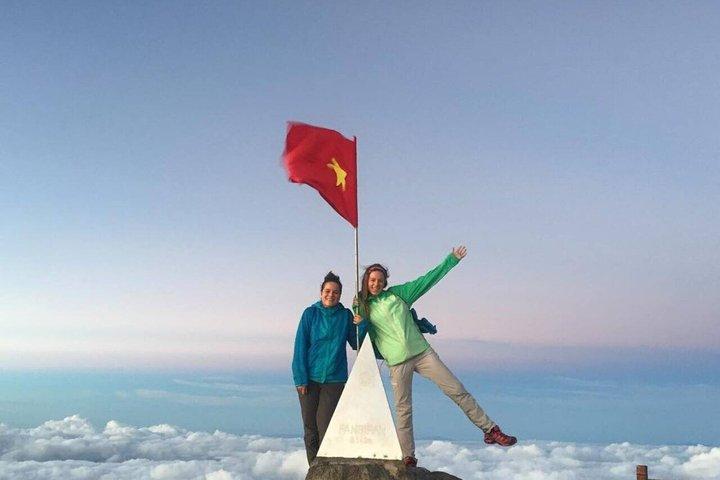 From Hanoi: Sapa 2 Day Trekking Lao Chai, Fansipan Peak and Moana