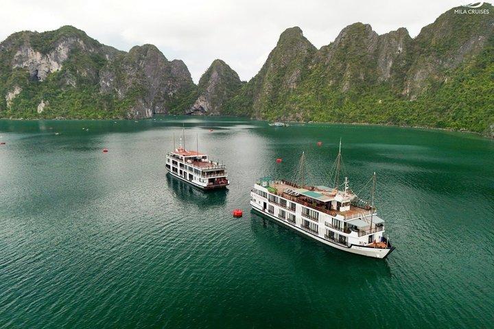 Halong Bay Boutique Cruise with Overnight Stay from Hanoi