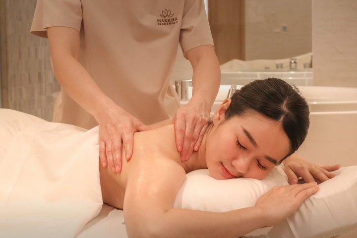 Bangkok Thai Massage Escape at Makkha Spa Sukhumvit 33 Near BTS