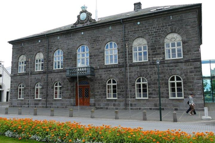 Vikings Sagas and Sights: Self Guided Walk in Reykjavik