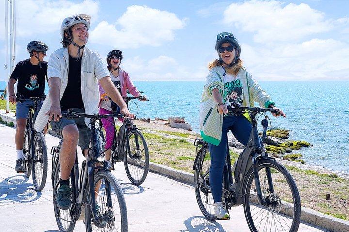 Athens City and Sea E-bike tour