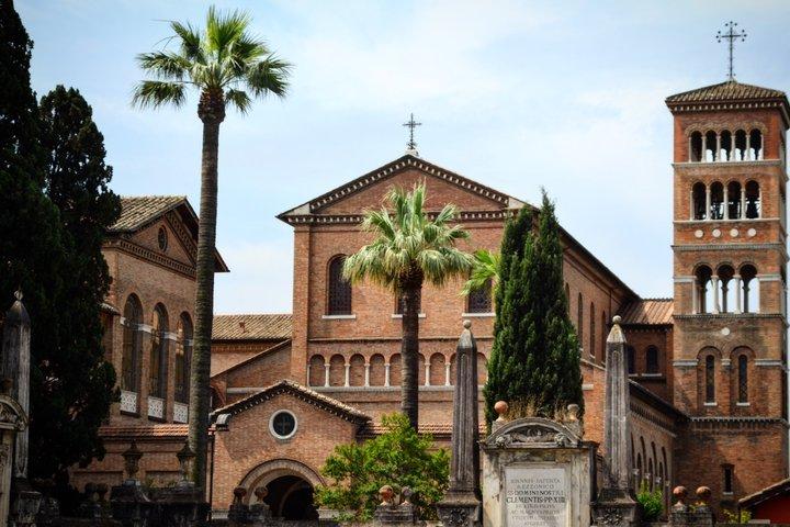 Rome E-Bike Tour with Food & Wine Tasting In Archaeological Site