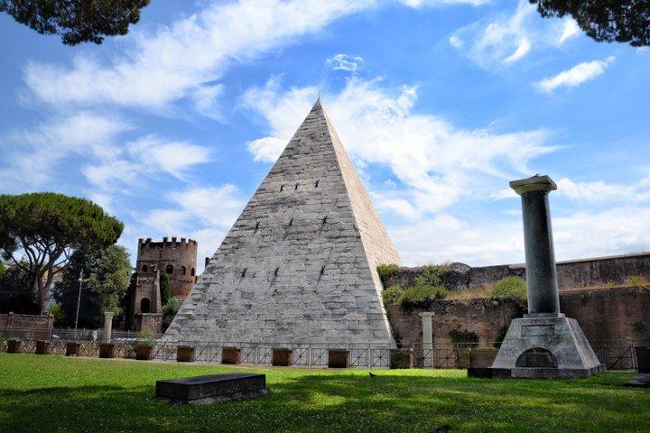 Rome E-Bike Tour with Food & Wine Tasting In Archaeological Site