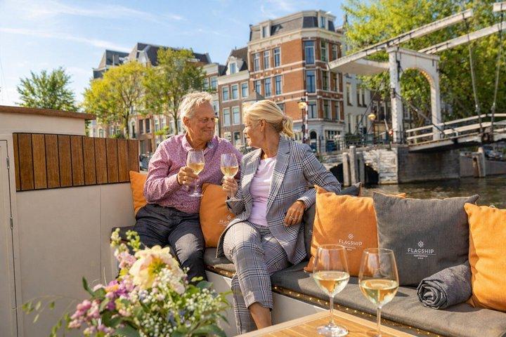 Amsterdam German Canal Cruise with Unlimited Drinks option