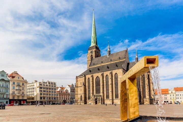 PRIVATE Tour to Pilsen & Pilsner Brewery – Admission Included