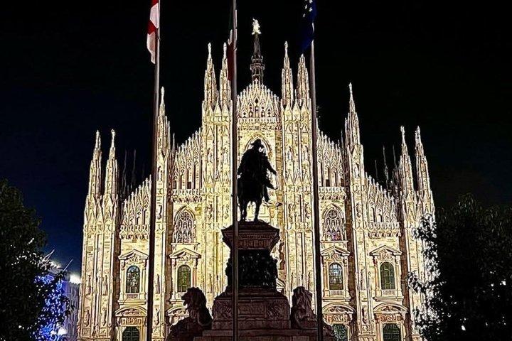 MIlan City Tour by Night summer version