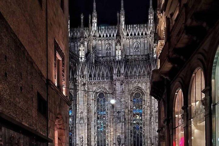 MIlan City Tour by Night summer version