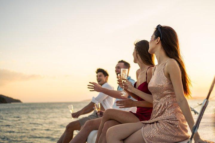 Luxury 100ft Catamaran Sunset Dinner and Entertainment Cruise