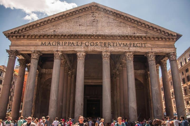 Rome Pantheon Entry Experience with Digital Audio Guide