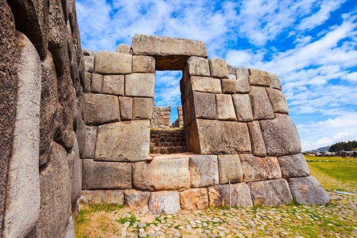 Cusco City Tour Inca and Colonial Highlights with Local Guide