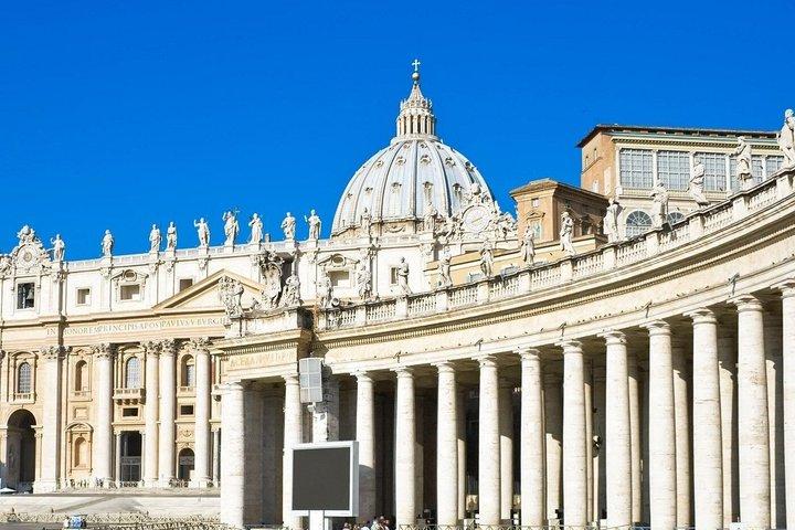 Skip the Line St. Peter Basilica Ticket with Audio Guide