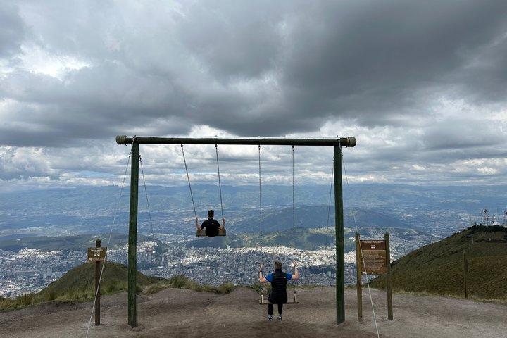 Tour in Quito, Middle of the World-Cable Car-Panecillo