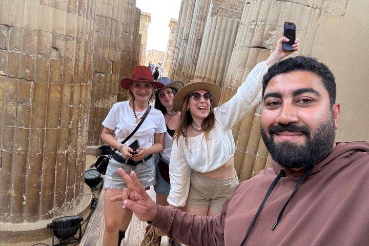 Best of Cairo: Private Pyramids, Sphinx, Saqqara & Memphis Tour