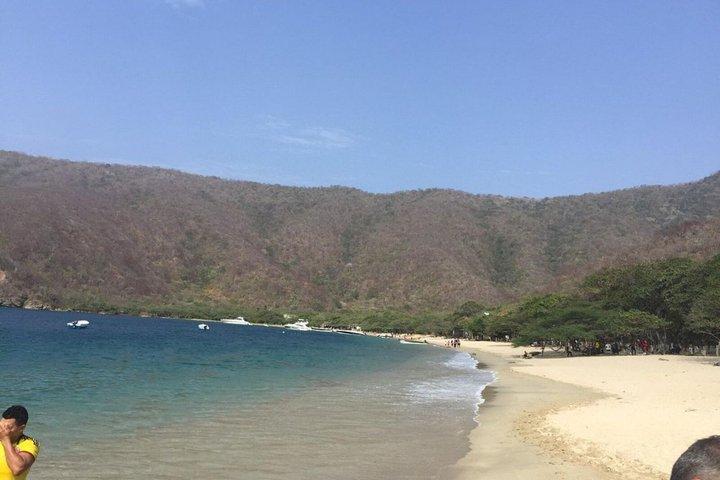 Tayrona Bay Conch Tour with Lunch and Snorkeling