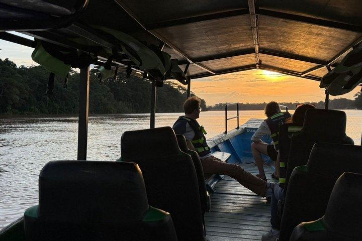 boat expedition along the Tambopata River and wild animals