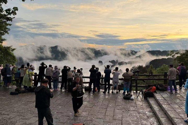Private Day Tour Zhangjiajie National Forest ParkAvatar Mountain