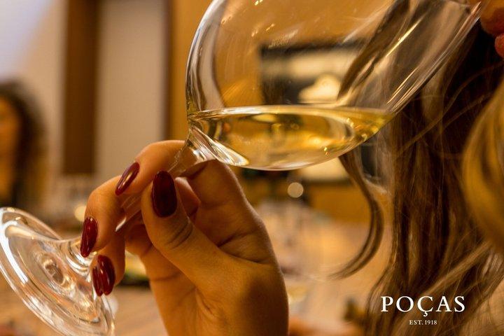 Poças Guided Visit and Wine Tasting of 2 DOC Douro & 1 Port Wine