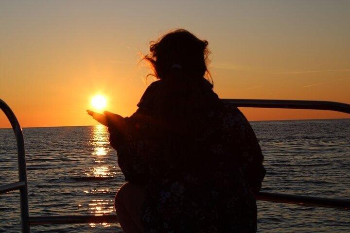 Cavtat Scenic Sunset Boat Trip with Unlimited Drinks