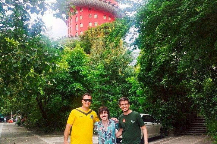 Nakhon Pathom: Don Wai Market, Wat Samphan, Bubble in the Forest