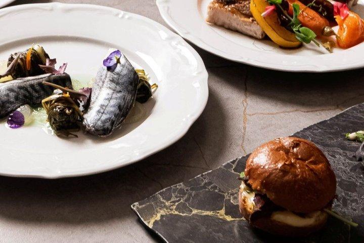 Gourmet Tasting Dinner in Naples: 8 Courses & Wine Pairing