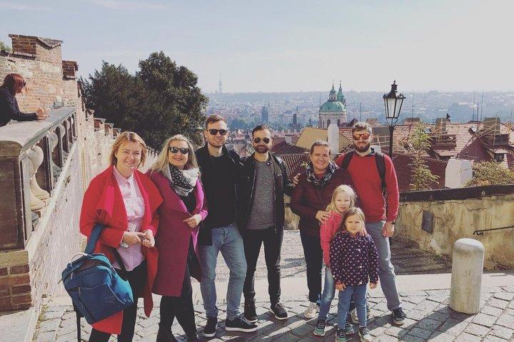 Prague DeLuxe Tour: Views, Hidden Gems, Tastings & River Cruise