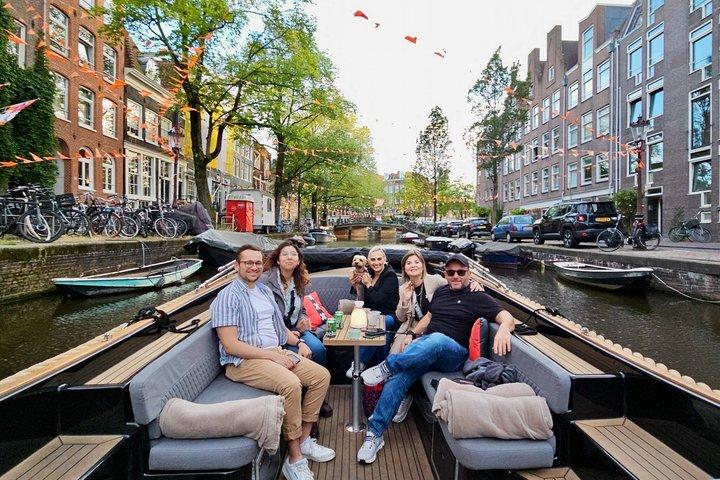 Private 90 Minute Amsterdam Canal Belt Exploration Cruise
