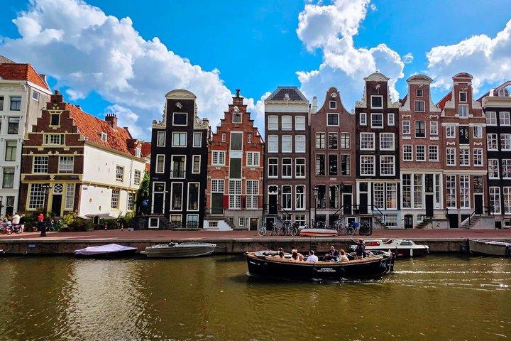 Private 90 Minute Amsterdam Canal Belt Exploration Cruise