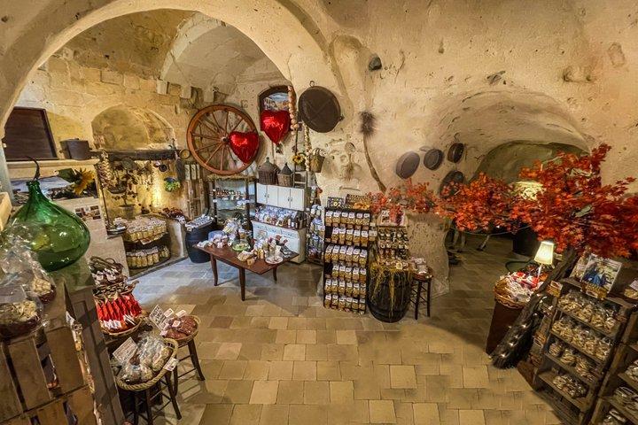 Matera : Local Products and Wine Tasting in Caves in the Sassi