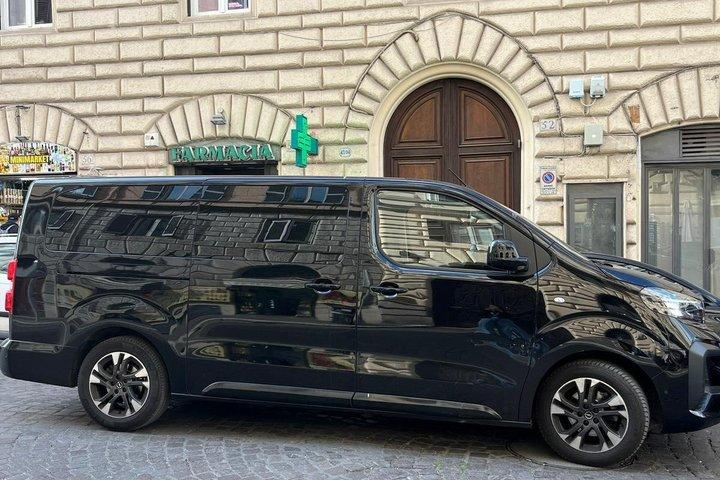 Transfer to Fiumicino/Ciampino Airport from Rome city center